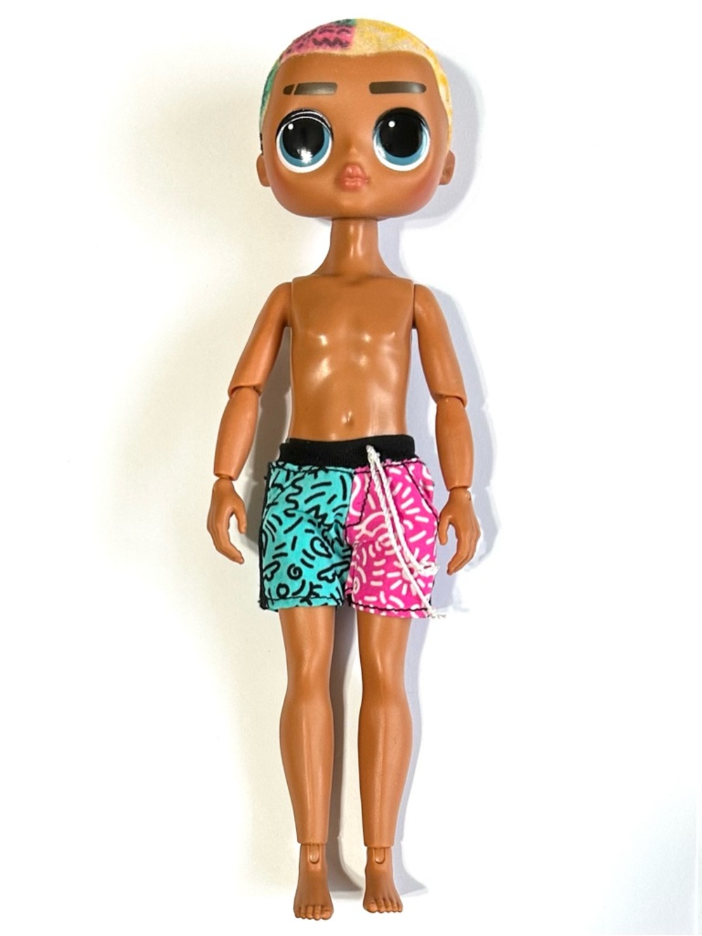 LOL Surprise! OMG Cool Lev Fashion Doll Skater Boy Boi Male MGA 10” Rainbow Hair